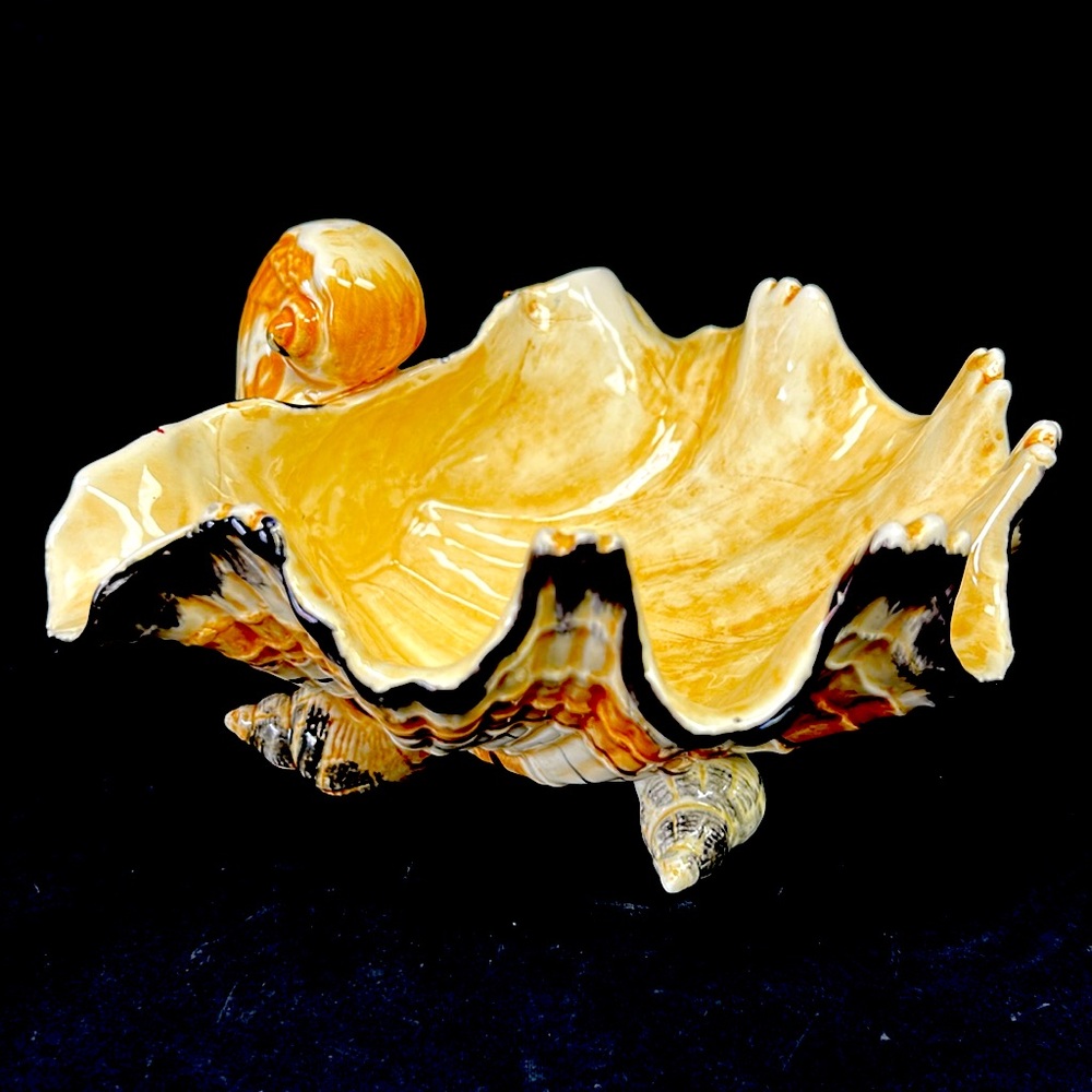 Vintage FITZ & FLOYD ceramic Coquille sea shell shaped candy/trinket dish